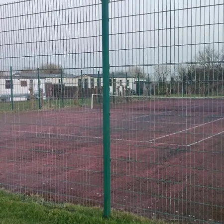 Przytulny Holenderski Z Podgrzewanym Odkrytym Basenem Do Dyspozycji Gosci