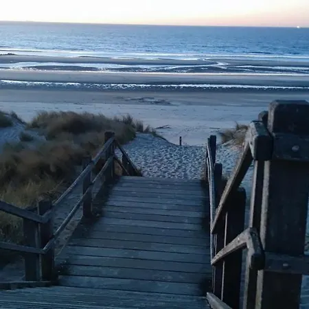 캠프장 Przytulny Holenderski Z Podgrzewanym Odkrytym Basenem Do Dyspozycji Gosci *