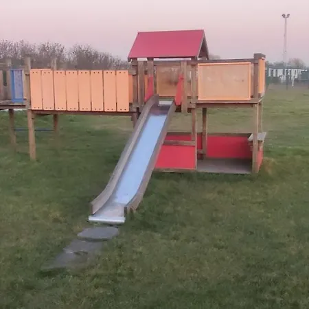 Przytulny Holenderski Z Podgrzewanym Odkrytym Basenem Do Dyspozycji Gosci Camping *