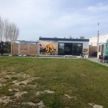 Przytulny Holenderski Z Podgrzewanym Odkrytym Basenem Do Dyspozycji Gosci * 데한