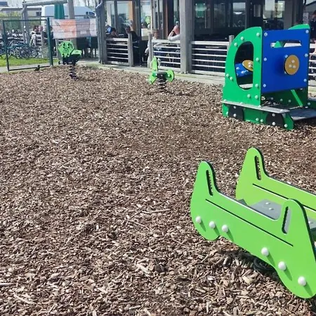 Przytulny Holenderski Z Podgrzewanym Odkrytym Basenem Do Dyspozycji Gosci * De Haan