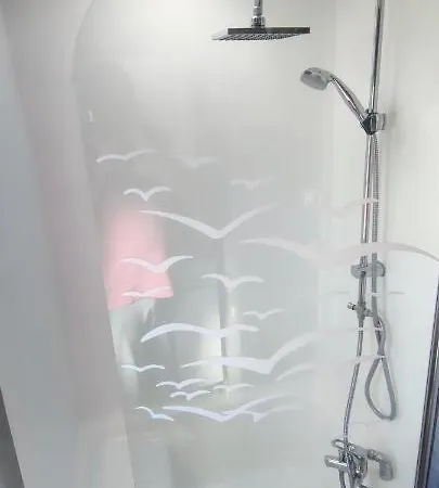 캠프장 Przytulny Holenderski Z Podgrzewanym Odkrytym Basenem Do Dyspozycji Gosci 데한