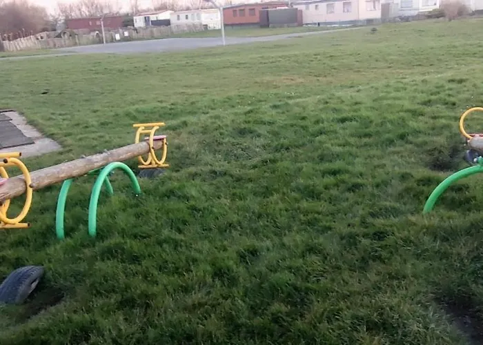 Przytulny Holenderski Z Podgrzewanym Odkrytym Basenem Do Dyspozycji Gosci De Haan