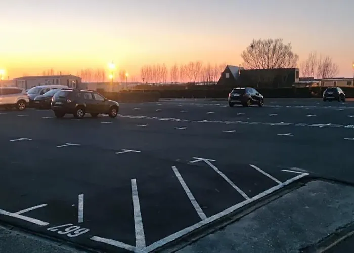 Przytulny Holenderski Z Podgrzewanym Odkrytym Basenem Do Dyspozycji Gosci * De Haan