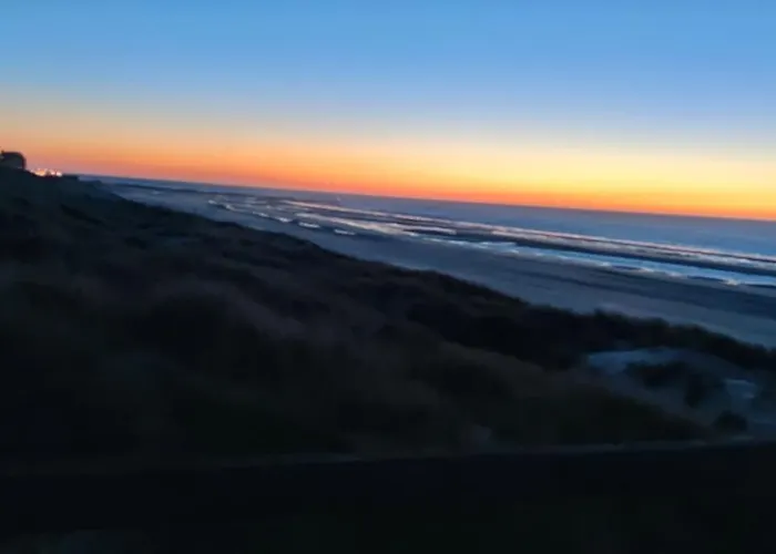 Przytulny Holenderski Z Podgrzewanym Odkrytym Basenem Do Dyspozycji Gosci Campingplatz De Haan