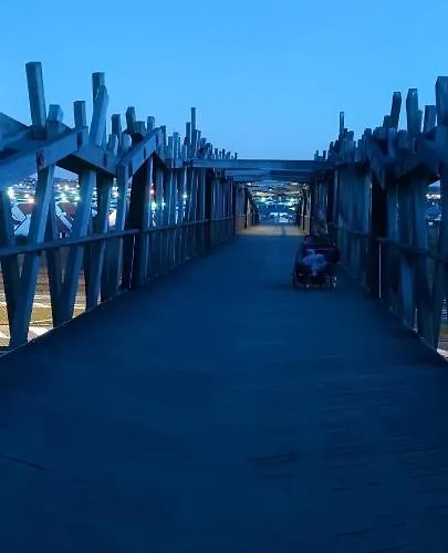 Przytulny Holenderski Z Podgrzewanym Odkrytym Basenem Do Dyspozycji Gosci Campingplatz