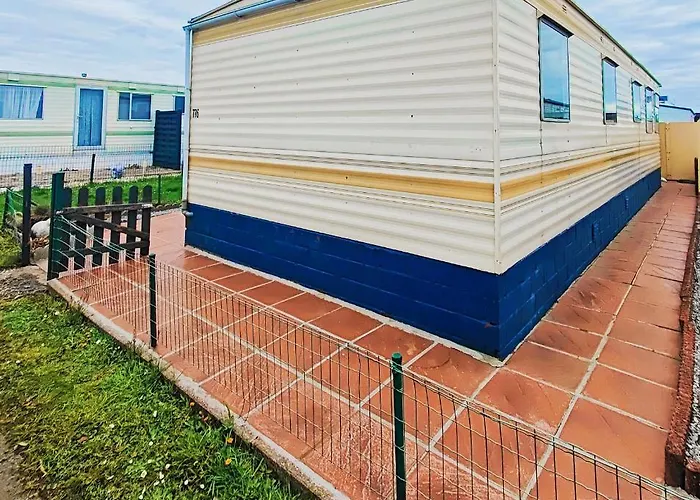 Przytulny Holenderski Z Podgrzewanym Odkrytym Basenem Do Dyspozycji Gosci Campingplatz